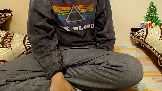 Alexdelarge323 online show from 12.19.25