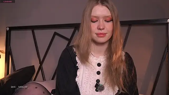 Snapshot of TataCoy chatting on 01.18.26 TataCoy online show from 01.18.26