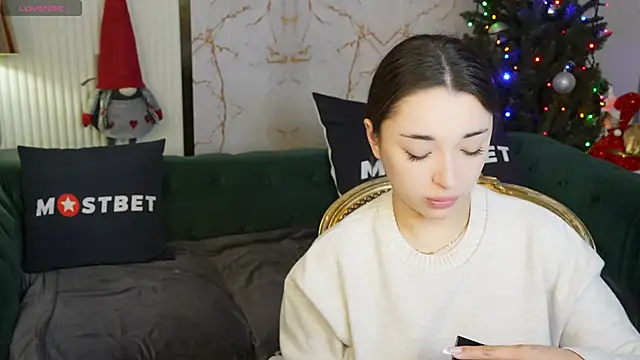 Jasmine Flow online show from 12.18.24