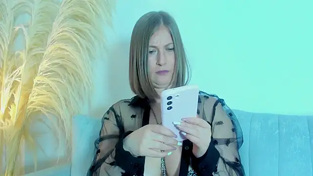 Snapshot of allison_01stone chatting on 10.15.25 allison 01stone online show from 10.15.25