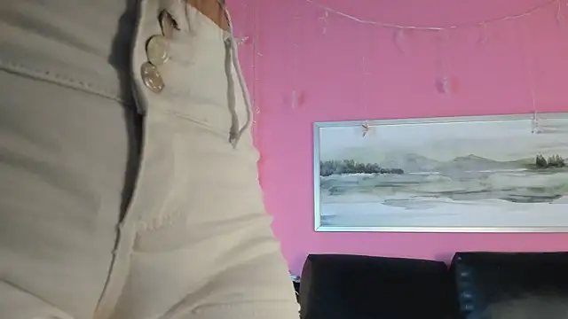 Snapshot of Tiffanysurez_ chatting on 03.14.25 Tiffanysurez  online show from 03.14.25