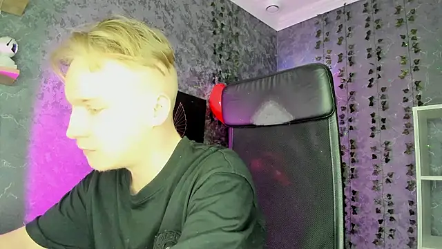 AlexxSweet online show from 02.14.26