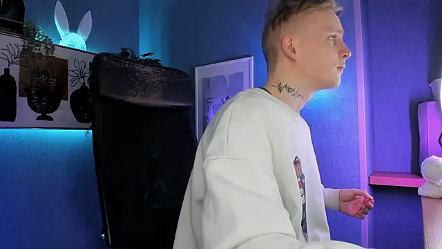 AlexxSweet online show from 02.21.26