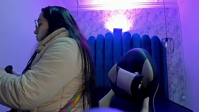 nalalye cruzz  online show from 11.02.25