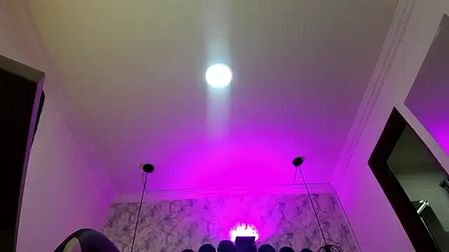 nalalye cruzz  online show from 02.04.26