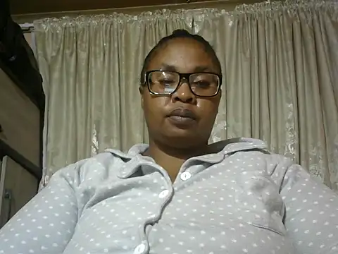 ZOQULUx online show from 03.17.25