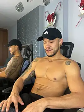 ARON TAYLER01 online show from 12.21.24