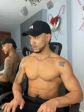 ARON TAYLER01 online show from 12.25.24