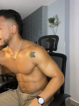 ARON TAYLER01 online show from 01.15.25