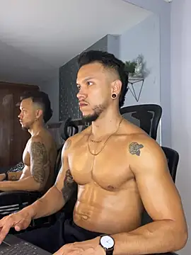 ARON TAYLER01 online show from 01.28.25