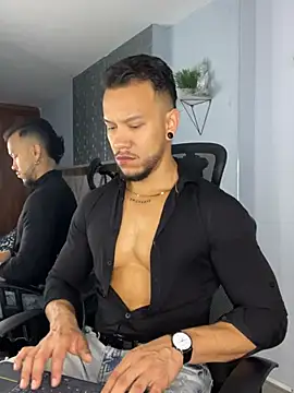 ARON TAYLER01 online show from 01.30.25