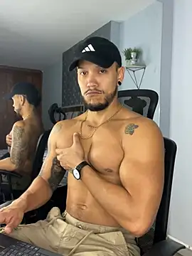 ARON TAYLER01 online show from 03.15.25