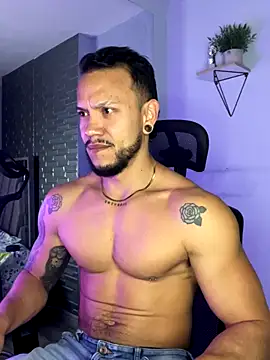 ARON TAYLER01 online show from 10.16.25