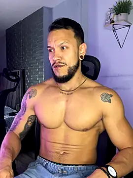 ARON TAYLER01 online show from 11.08.25