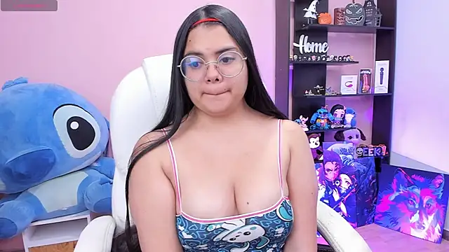 Snapshot of esmeralda112 chatting on 04.16.26 esmeralda112 online show from 04.16.26