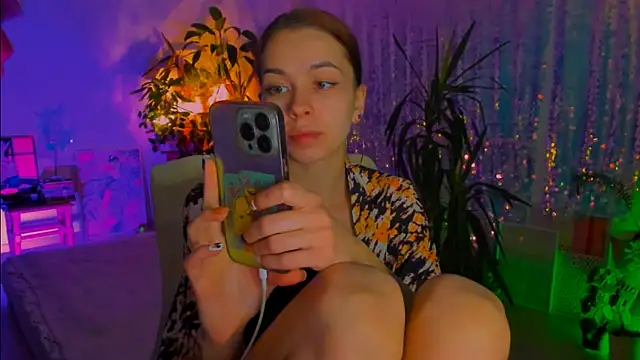 poli   online show from 11.15.25