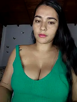 Snapshot of alison_villalobo chatting on 07.20.26 alison villalobo online show from 07.20.26