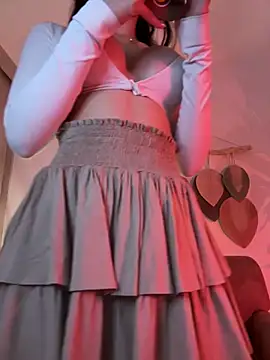 Im Valentina online show from 10.30.25