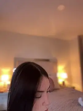 Im Valentina online show from 04.22.26