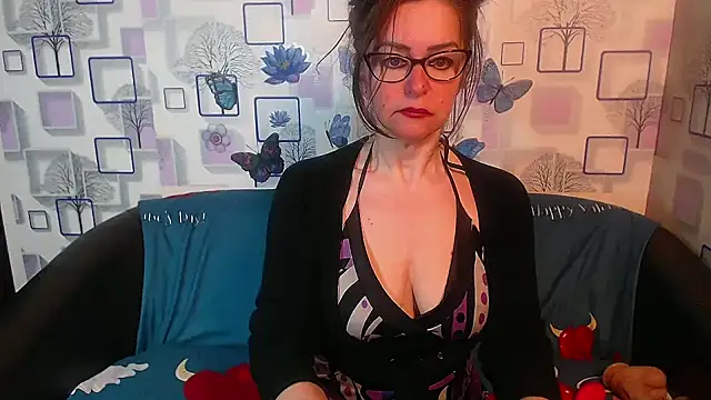 Snapshot of milfsexy chatting on 06.03.26 milfsexy online show from 06.03.26