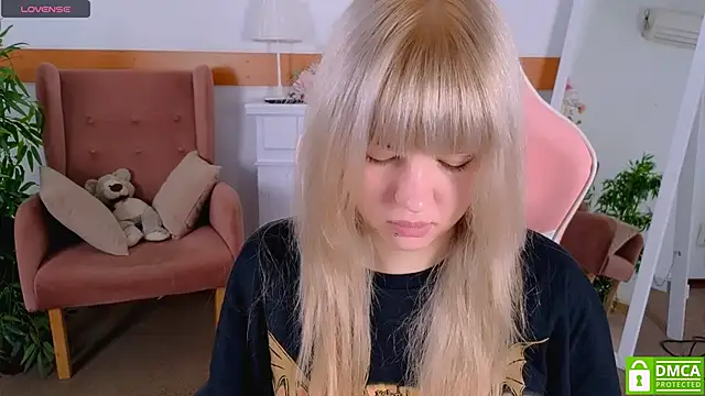 Grace and  Jacob online show from 10.22.25