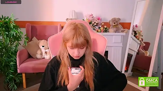 Grace and  Jacob online show from 10.30.25