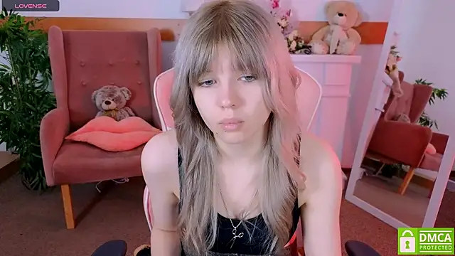 Grace and  Jacob online show from 12.19.25