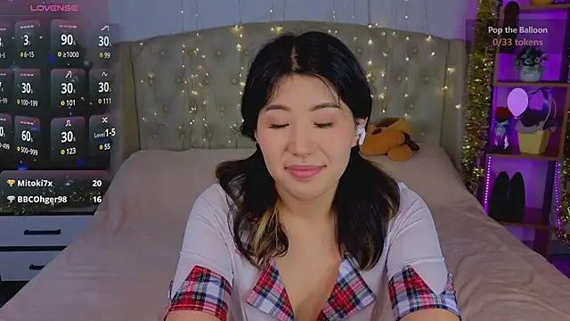 Snapshot of Wendy__Hills chatting on 12.20.24 Wendy Hills online show from 12.20.24