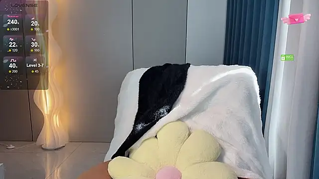 Mandy-- online show from 11.28.25