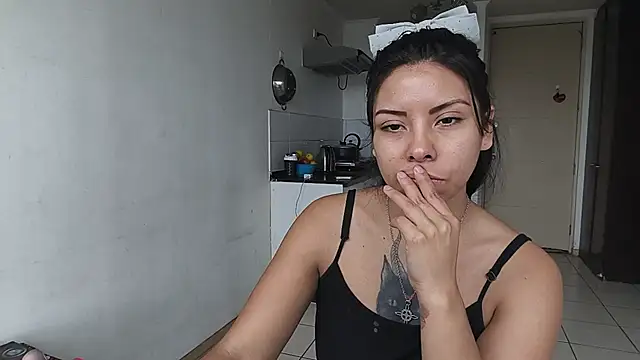 Snapshot of Diosagata chatting on 07.16.26 Diosagata online show from 07.16.26