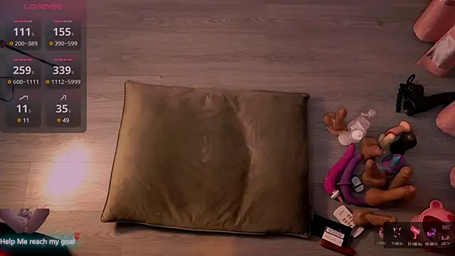 Redhead Shark new online show from 02.20.25