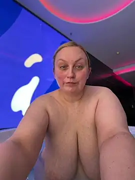 Snapshot of BBW_Nora chatting on 03.20.26 BBW Nora online show from 03.20.26