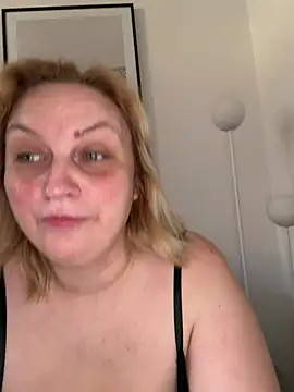 Snapshot of BBW_Nora chatting on 07.15.26 BBW Nora online show from 07.15.26
