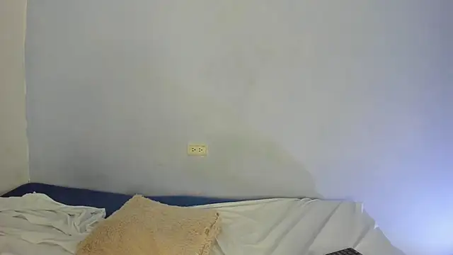 Snapshot of chloe_ebony_ chatting on 02.25.25 chloe ebony  online show from 02.25.25