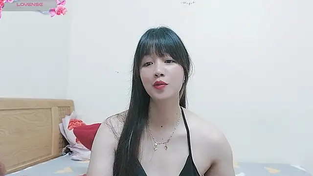 Holygirlsweet777 online show from 10.07.25