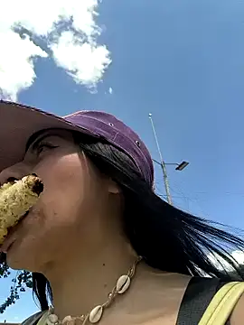 i am nina  online show from 01.19.25