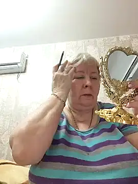 EffectFiona online show from 02.04.25