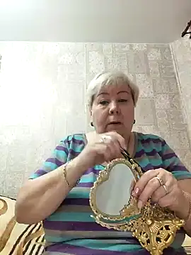 EffectFiona online show from 02.08.25