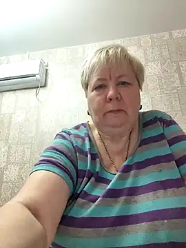 EffectFiona online show from 02.10.25