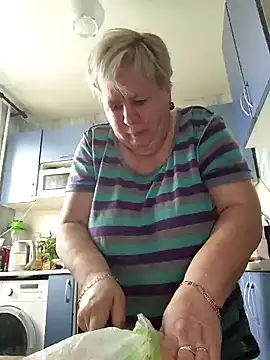 EffectFiona online show from 02.14.25