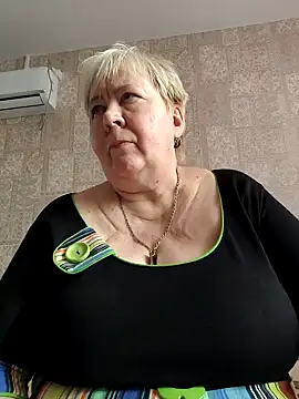 EffectFiona online show from 02.22.25