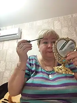 EffectFiona online show from 03.04.25