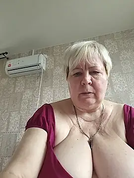 EffectFiona online show from 04.14.26