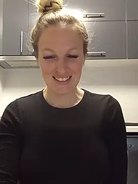 MaviePearl online show from 02.03.25