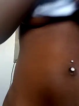 Snapshot of Prettybecs chatting on 01.06.25 Prettybecs online show from 01.06.25