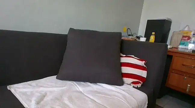 Snapshot of Prettybecs chatting on 02.08.25 Prettybecs online show from 02.08.25