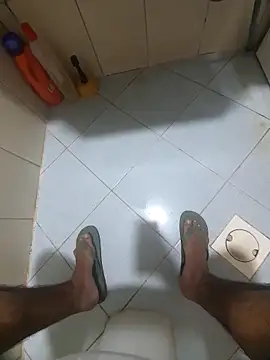 Snapshot of dream_catcher chatting on 11.17.25 dream catcher online show from 11.17.25