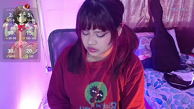 Snapshot of violetagrey_ chatting on 09.13.25 violetagrey online show from 09.13.25