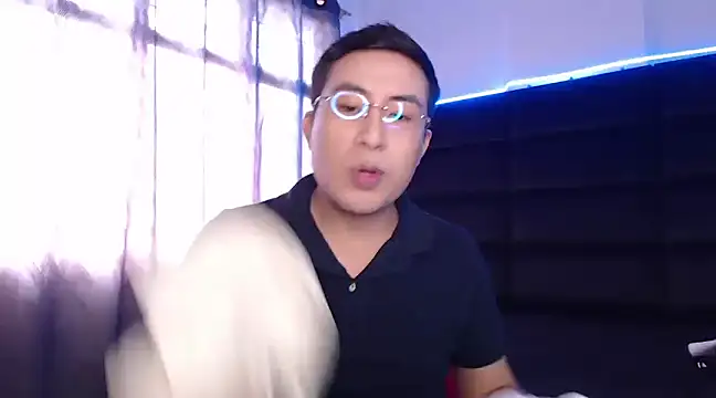 andrewmhilton  online show from 03.18.25