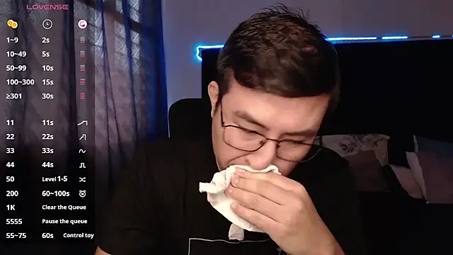 andrewmhilton  online show from 11.08.25